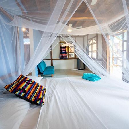 بيت شباب Casa Del Sol Montañita المظهر الخارجي الصورة