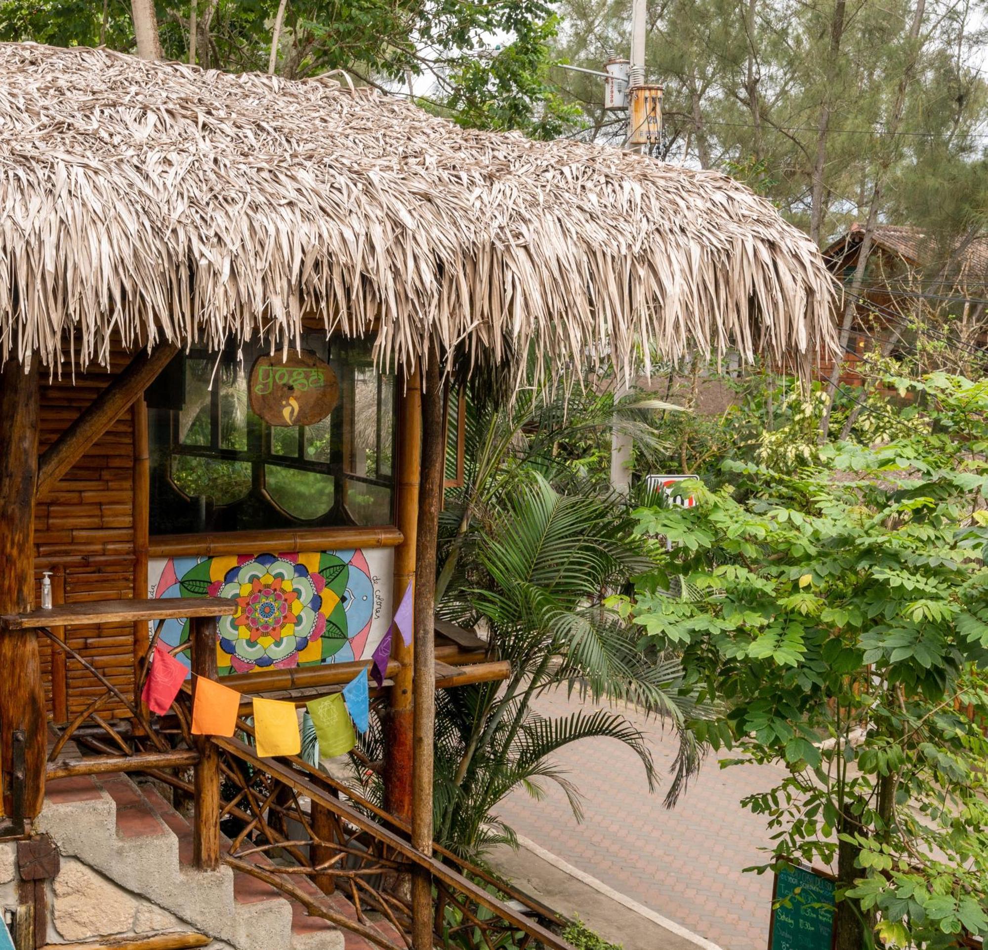 بيت شباب Casa Del Sol Montañita الغرفة الصورة